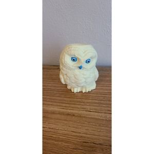1970s RETRO OWL Home Decor....kitsch. retro. owl. bird. love. home. decor. owl c